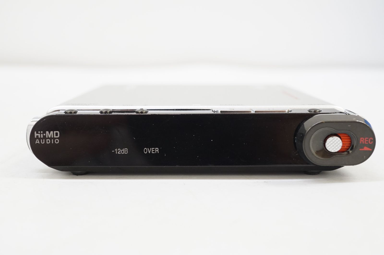 C111709) SONY ソニー ポータブルMDプレーヤー Hi-MD WALKMAN MZ-RH1