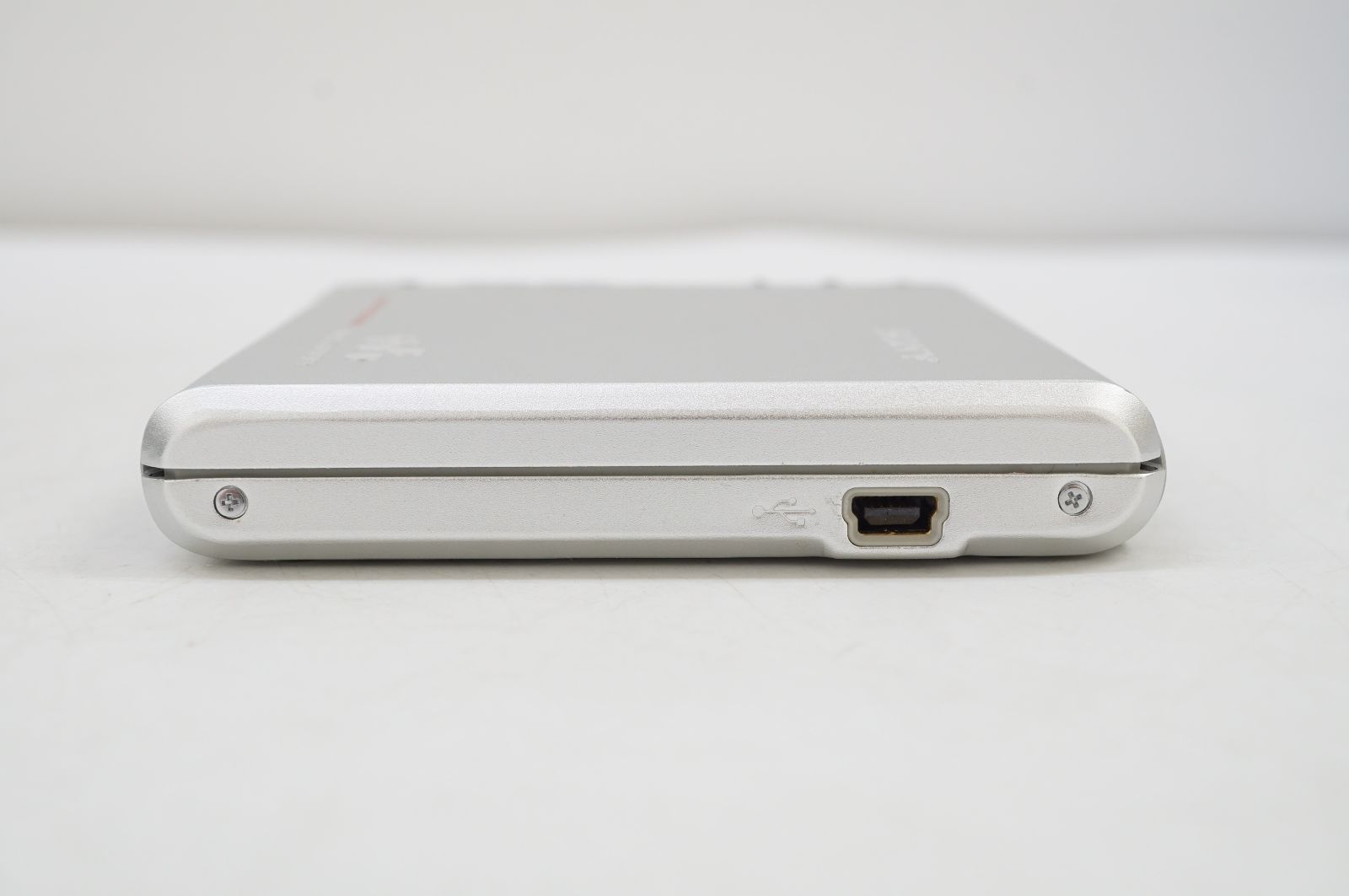 C111709) SONY ソニー ポータブルMDプレーヤー Hi-MD WALKMAN MZ-RH1