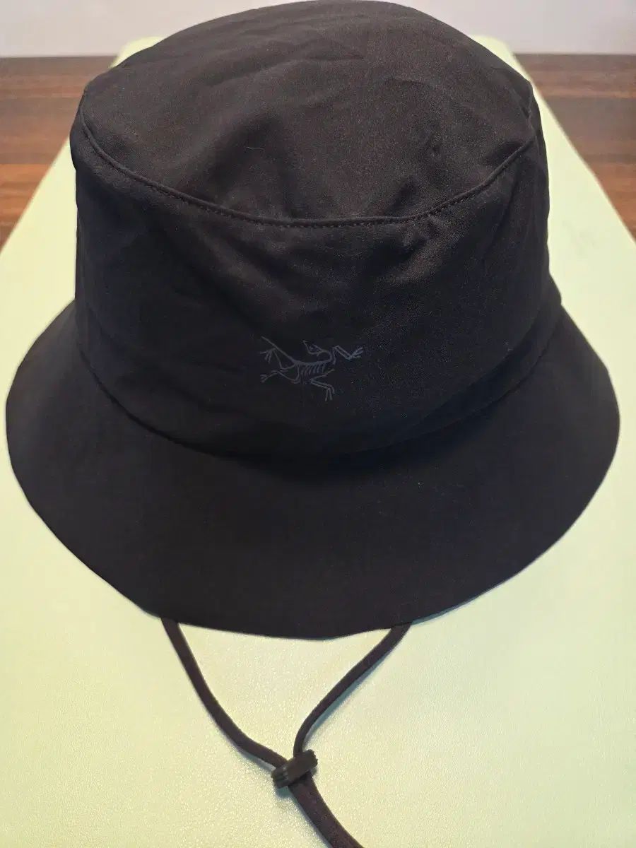 ARC'TERYX バケットハット