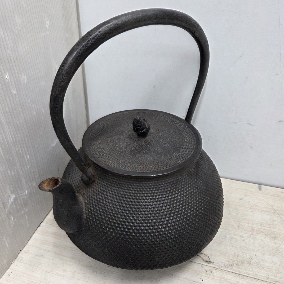 送料無料S98659 鉄瓶 秋の実 煎茶器 茶器 茶具 茶注 湯沸 骨董品 美術 アンティーク