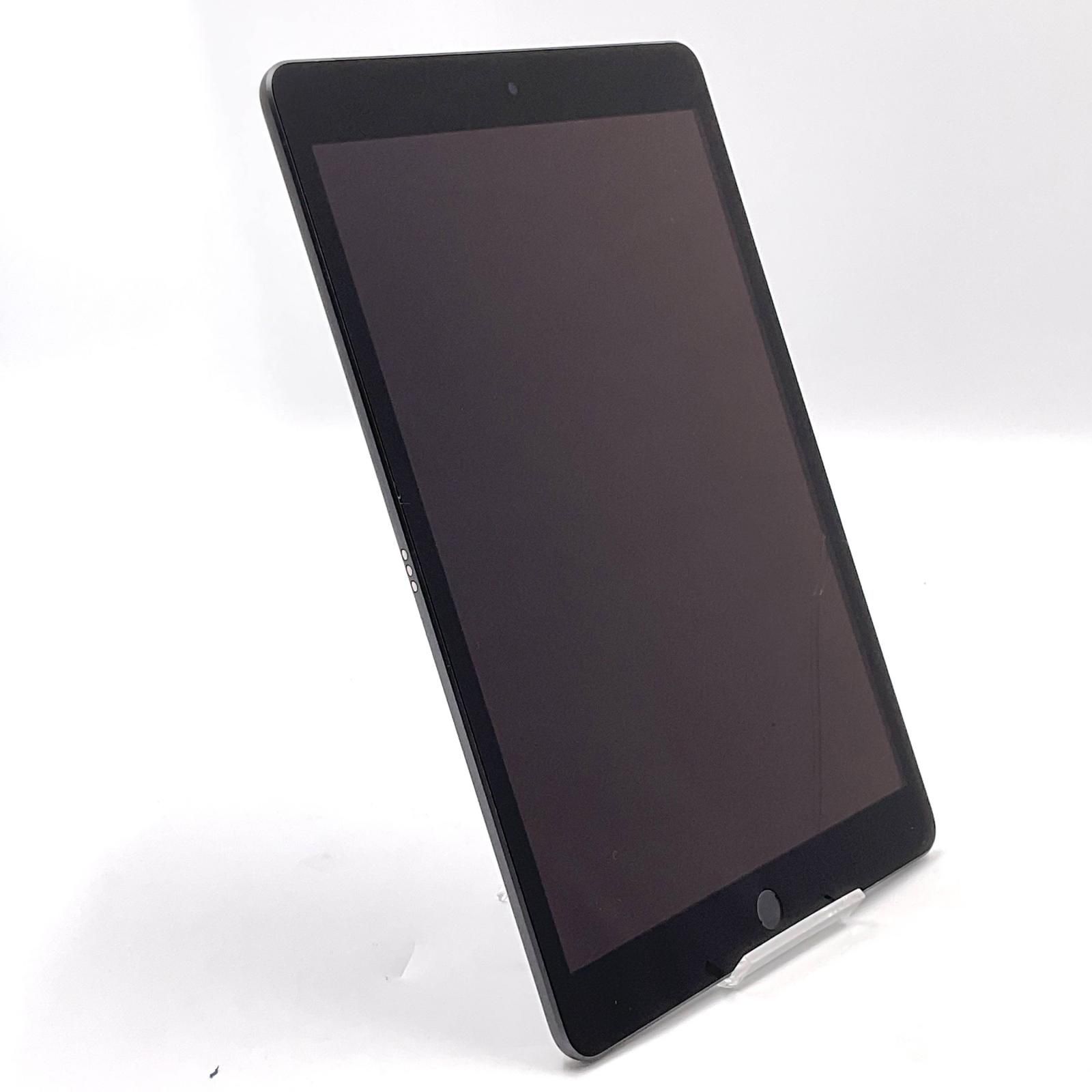 iPad 第9世代 64GB スペースグレイ Wi-Fi+Cellular docomo SIMフリー