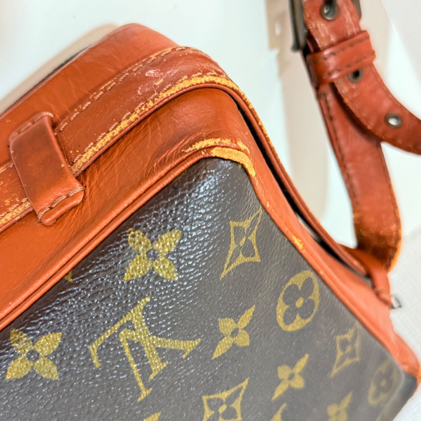 LOUIS VUITTON ルイヴィトン サックバンドリエール ショルダーバッグ 