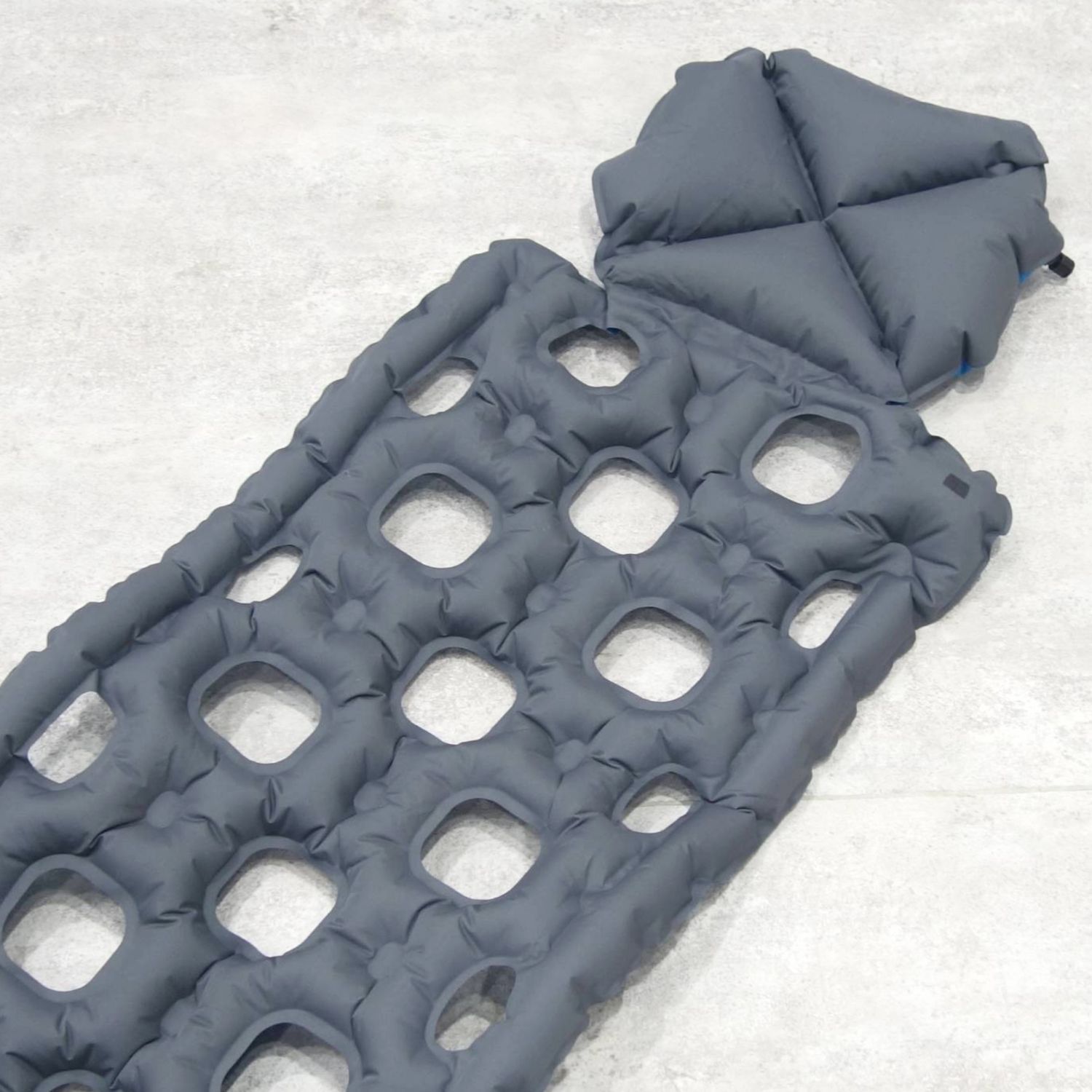 極美品 クライミット klymit Inertia Ozone スリーピング マ - メルカリ