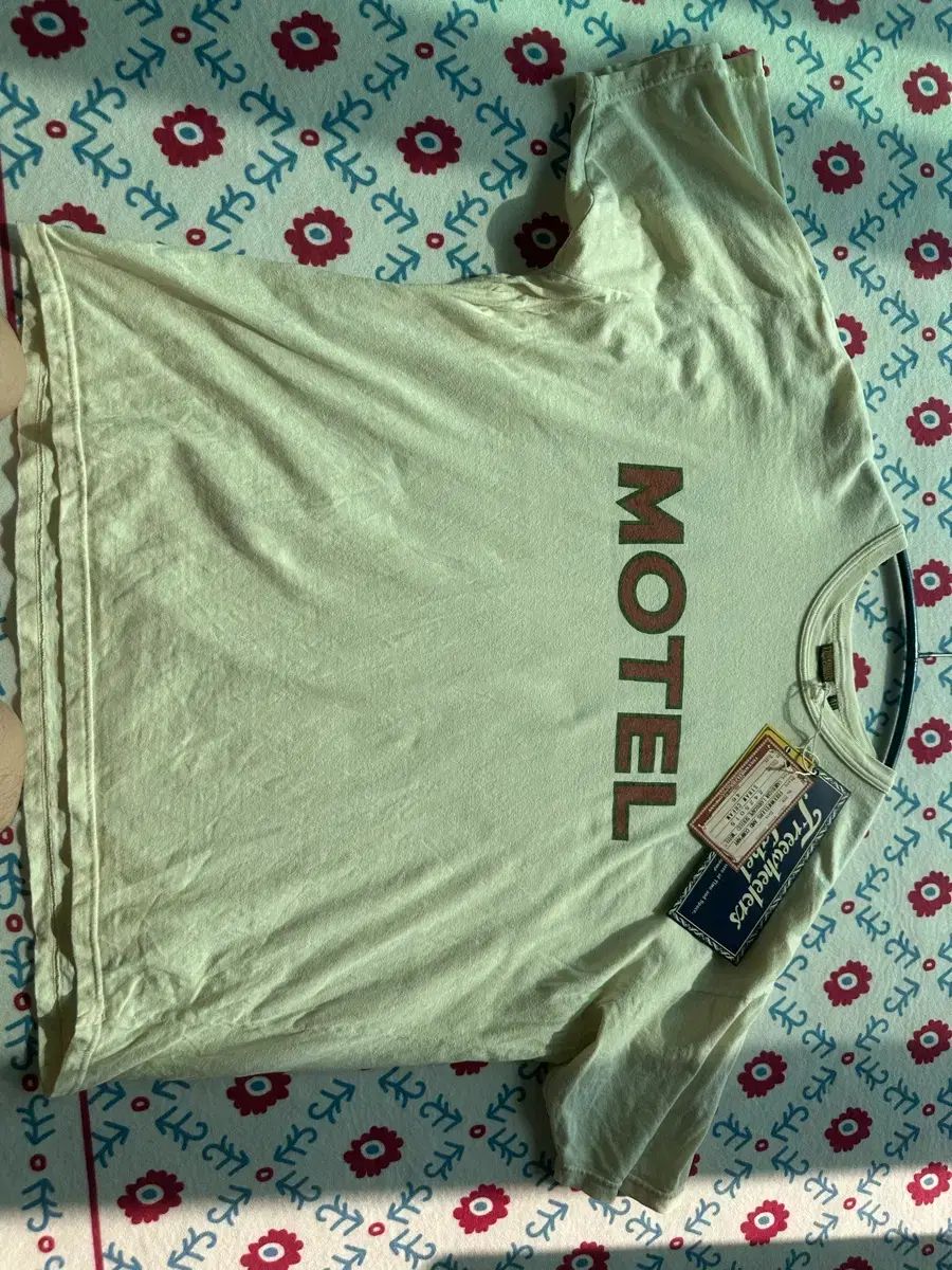 FREEWHEELERS MOTEL Tシャツ クリーム 46