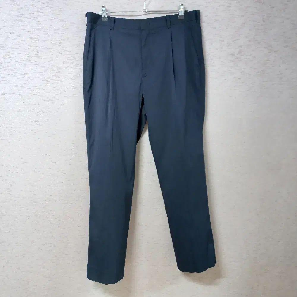 B6-29/FANTOM ネイビー ワンタック パンツ メンズ