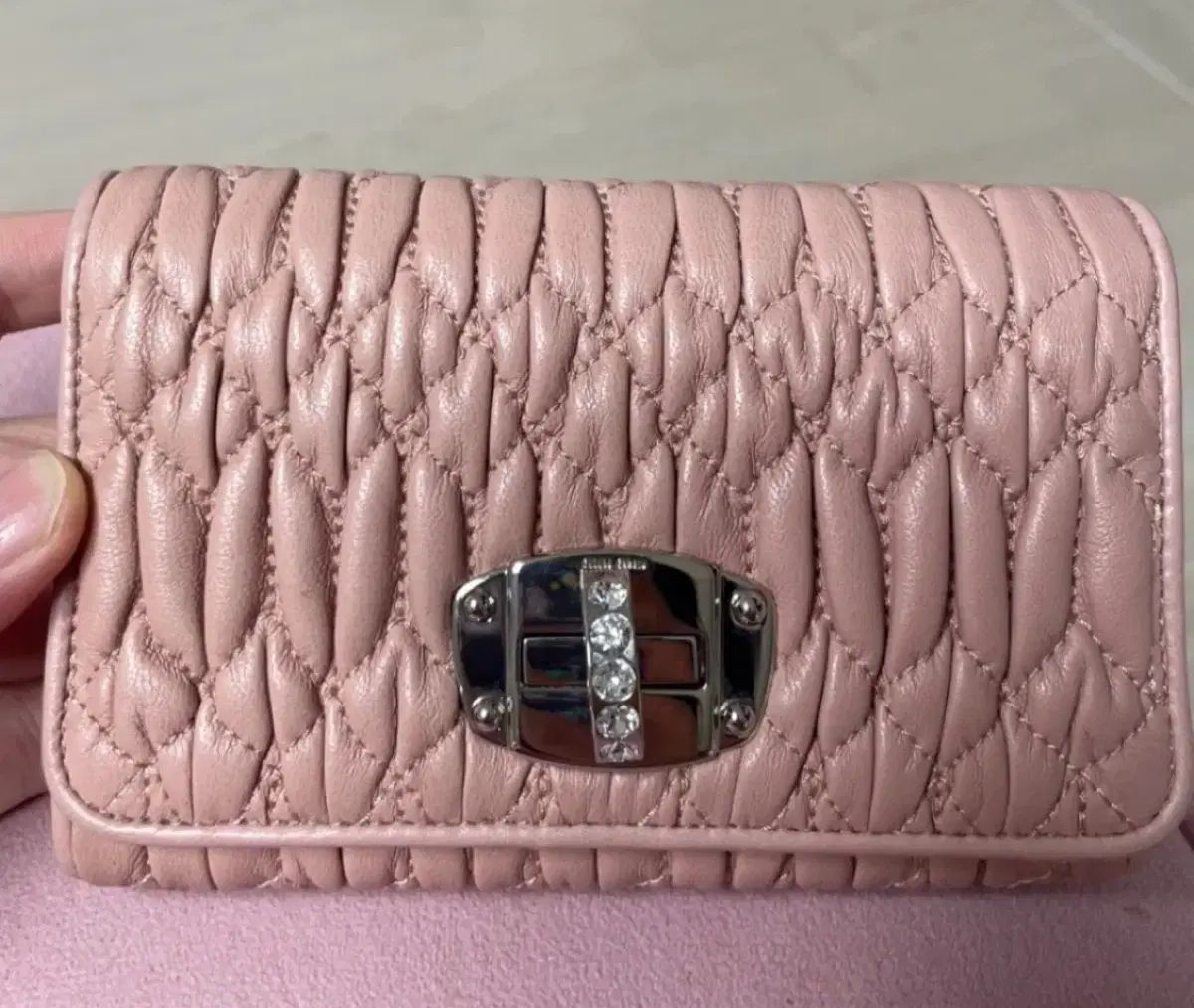 (正規品) MIU MIU ミュウミュウ 財布