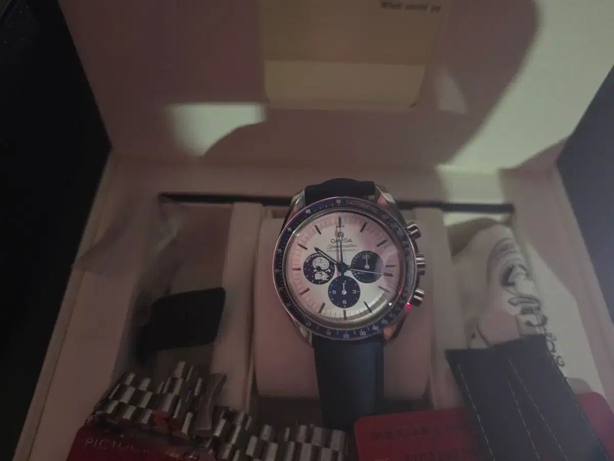 OMEGA SPEEDMASTER 