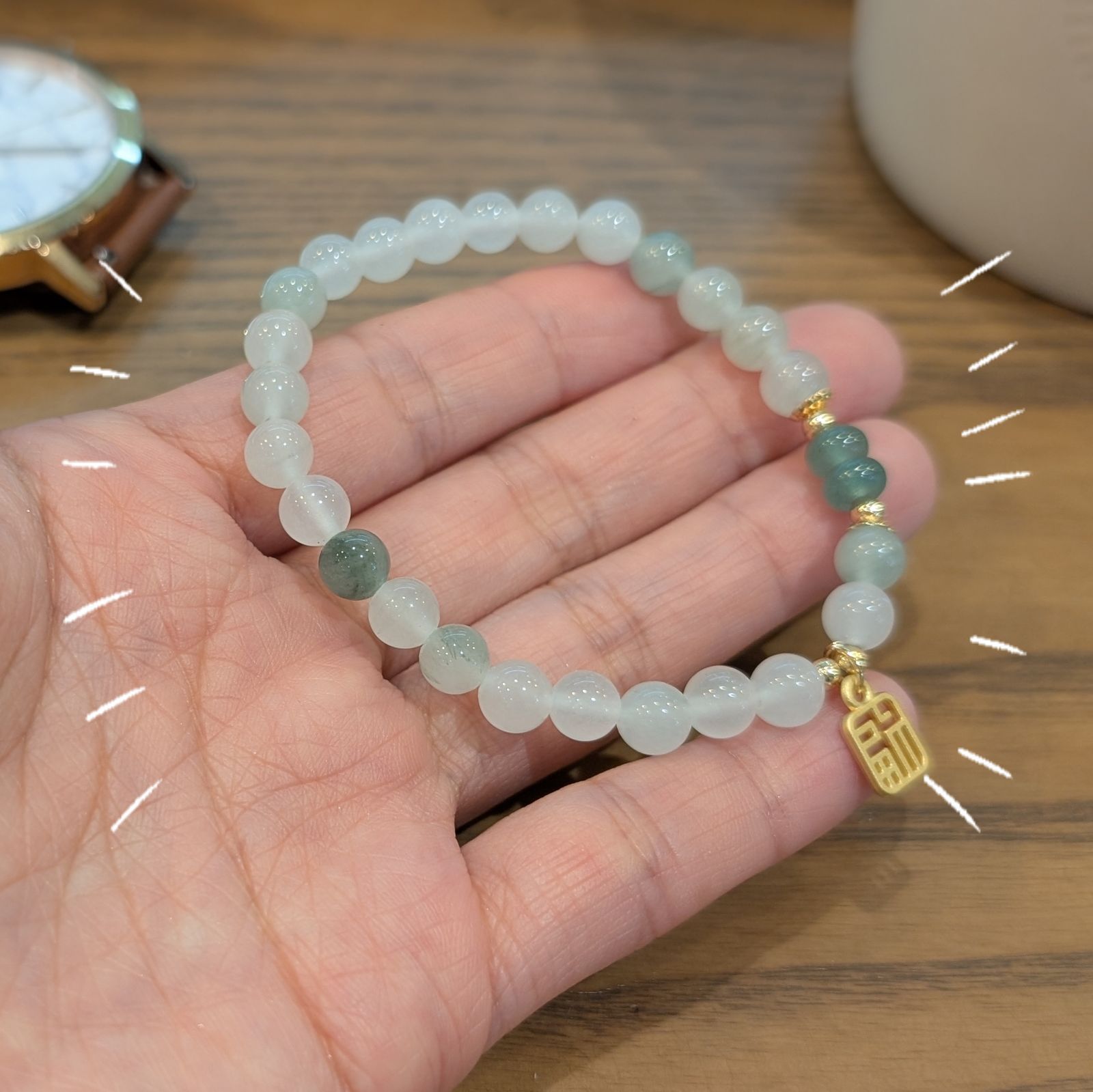 ブレスレット 天山翡翠 内周15.5cm 天然石 パワーストーン 数珠 - メルカリ
