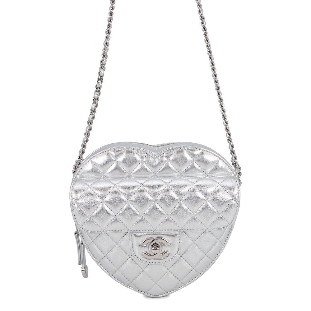 シャネル チェーンショルダーバッグ マトラッセ ココマーク ハートシェイプ メタリックラムスキン AS5764 CHANEL 339,030円