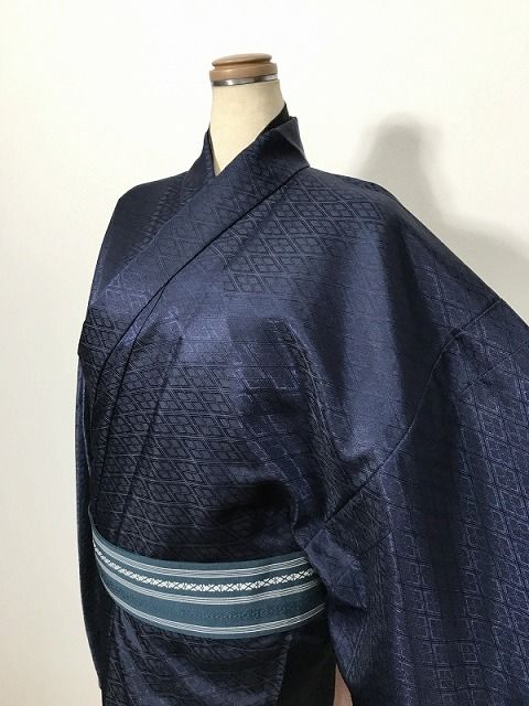 新品 Lサイズ 男物 色無地 化繊 菱の地紋 濃紺