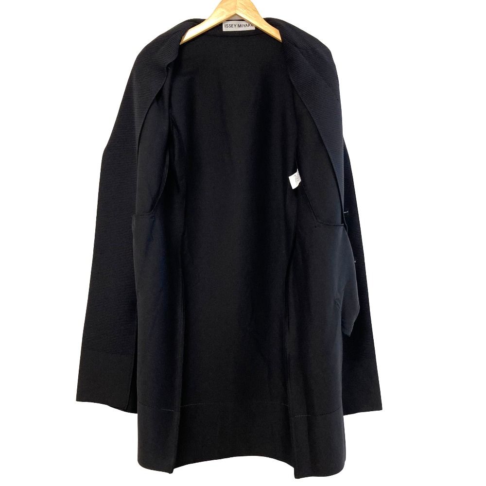 美品 22AW ISSEY MIYAKE イッセイミヤケ プリーツ チェスターコート