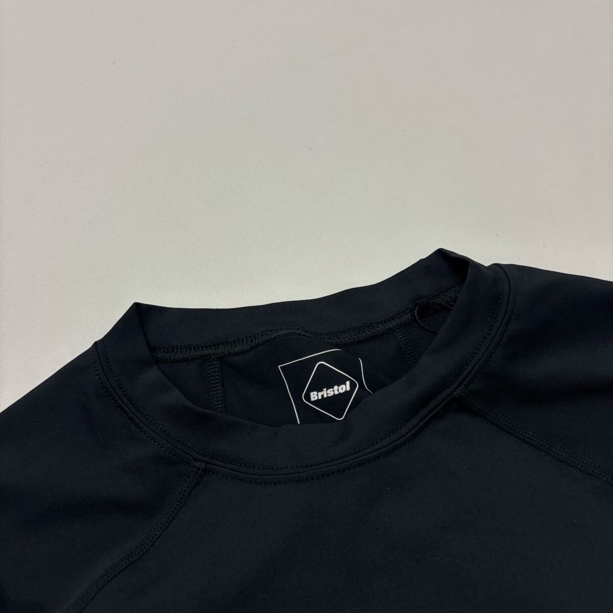26ss 2026 未使用 F.C.Real Bristol FCRB UNDERLAYER CREWNECK TOP