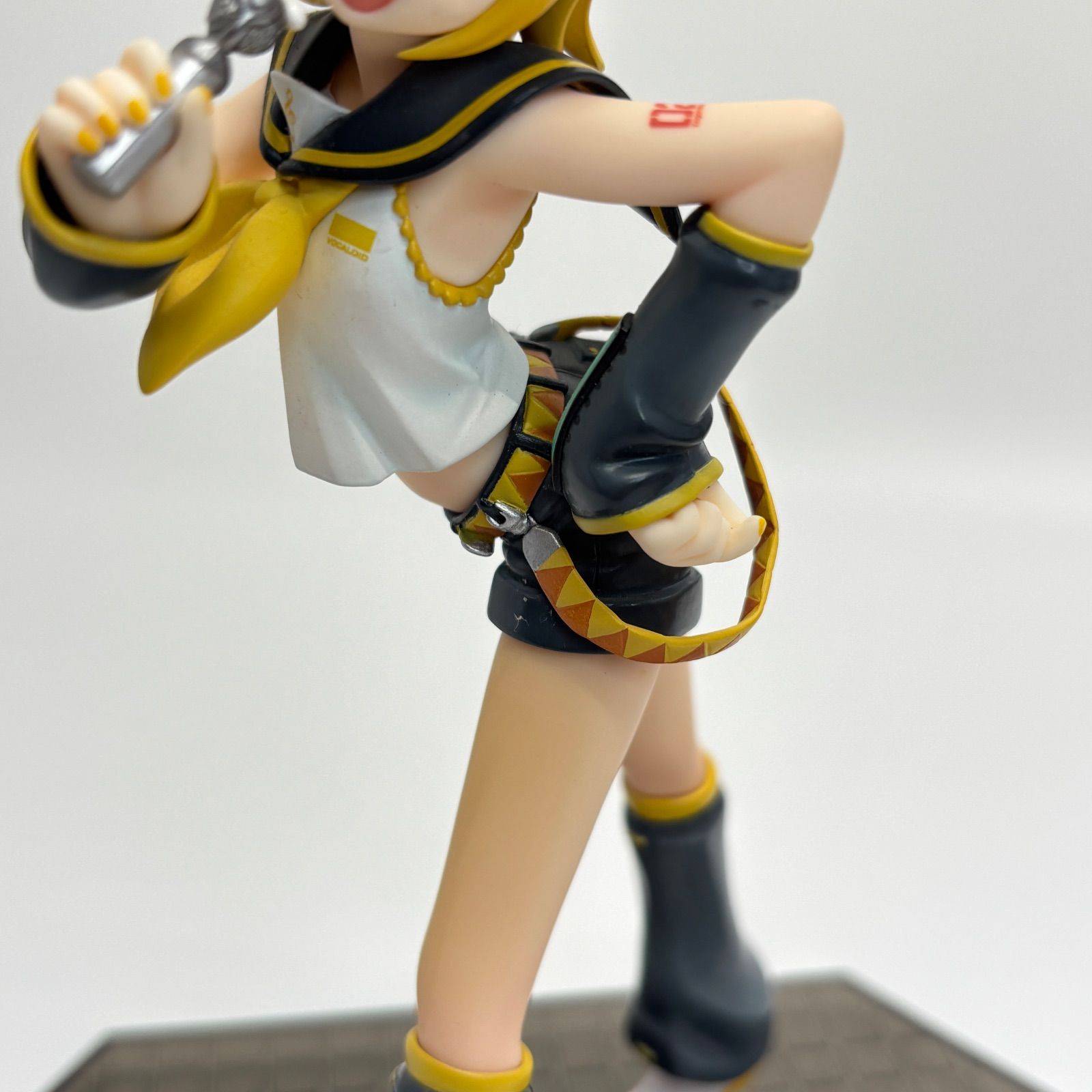 鏡音リン 1/8スケール フィギュア キャラクターボーカルシリーズ02