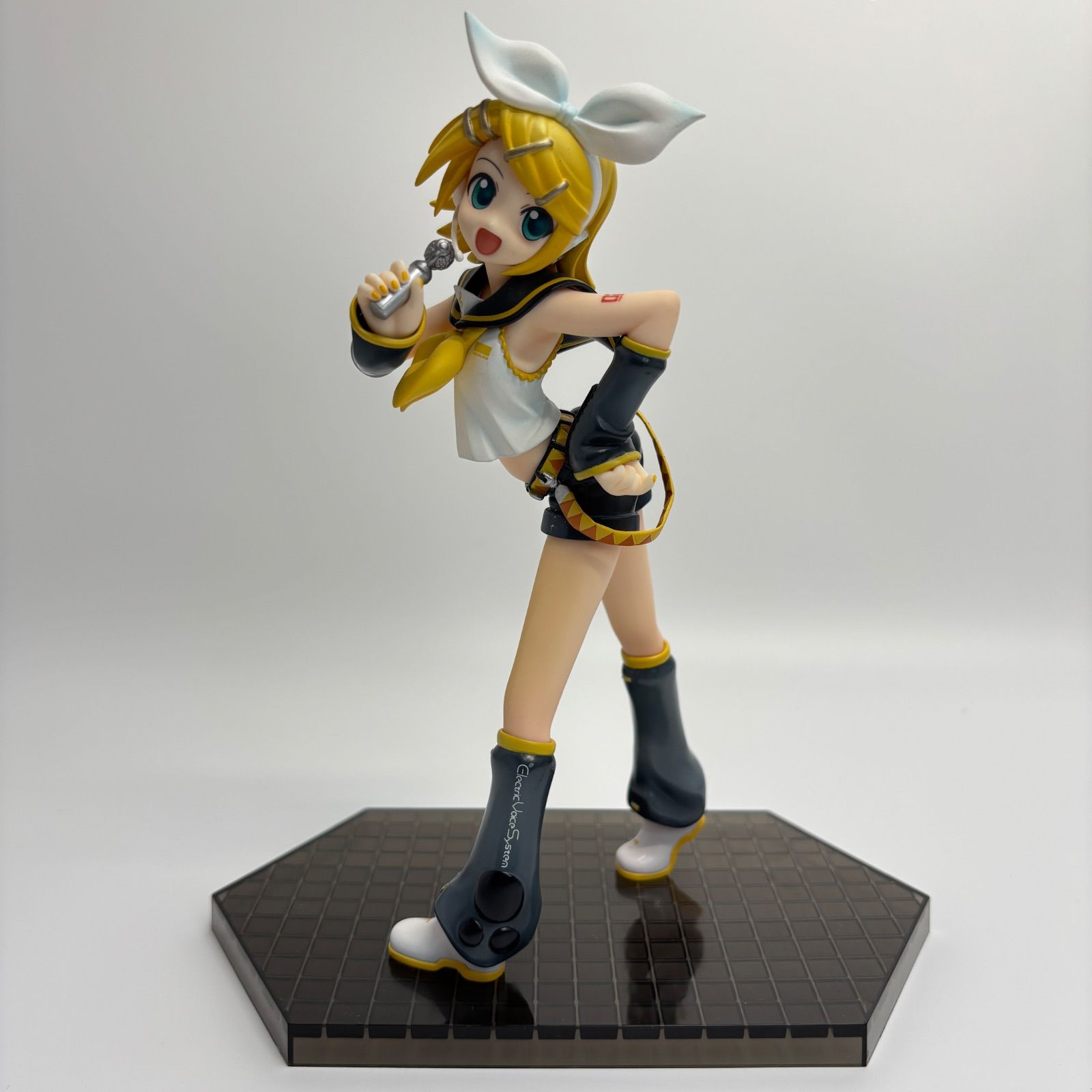 鏡音リン 1/8スケール フィギュア キャラクターボーカルシリーズ02