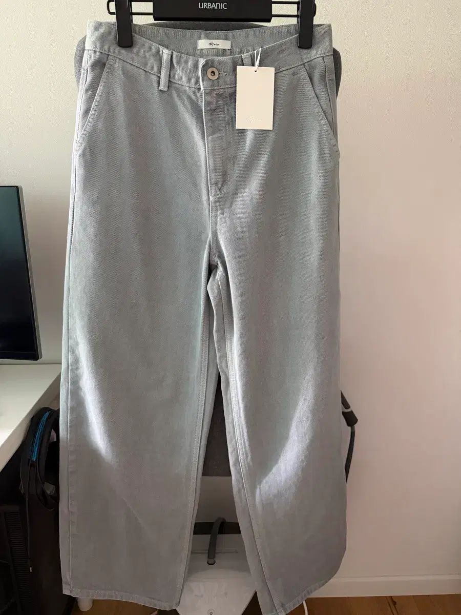 モイア barrel dyed denim (pale blue)