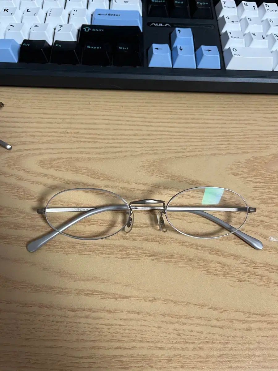 白山眼鏡 チタン