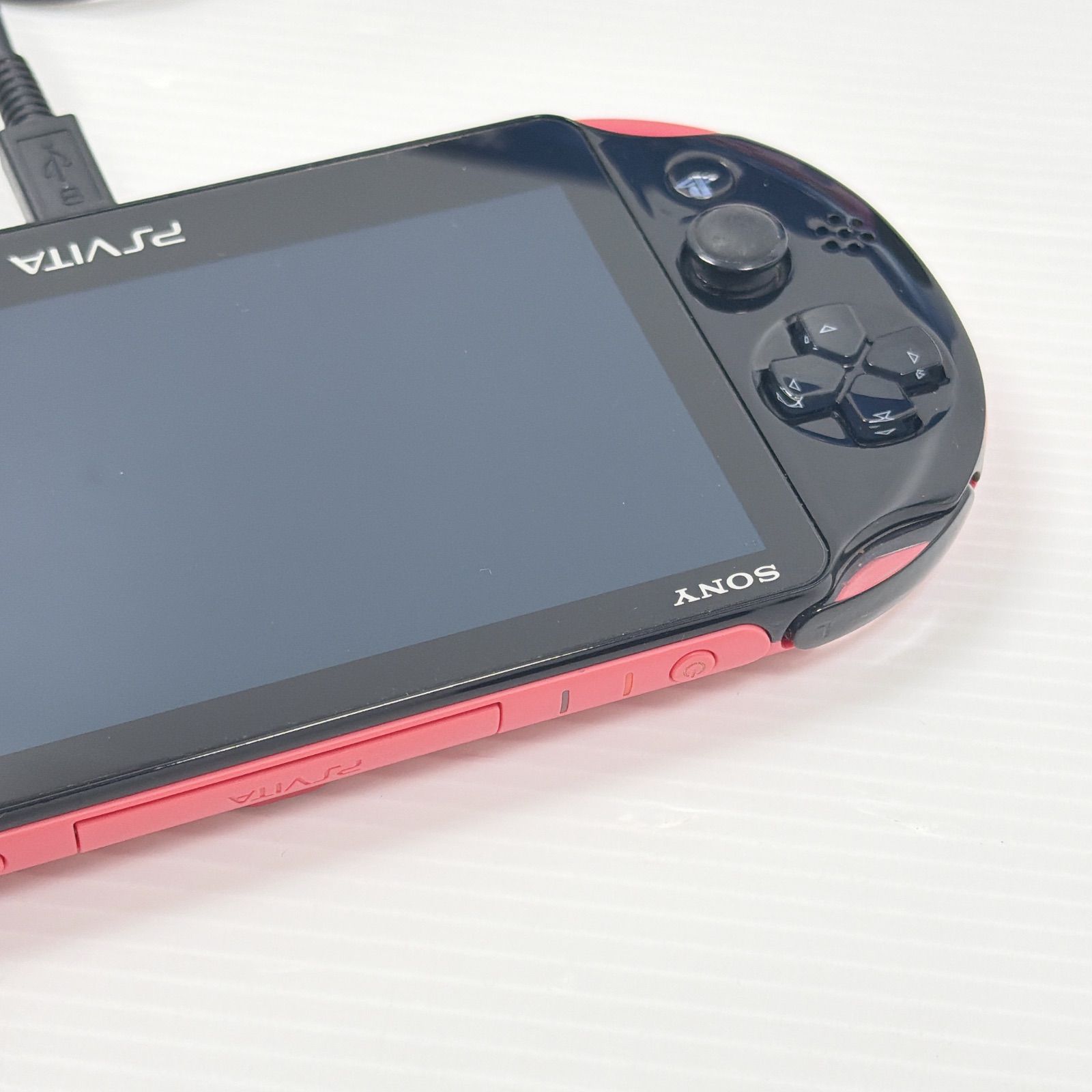 PSVITA PCH 2000 ピンクブラック 良品 純正4GBメモリーカード付き