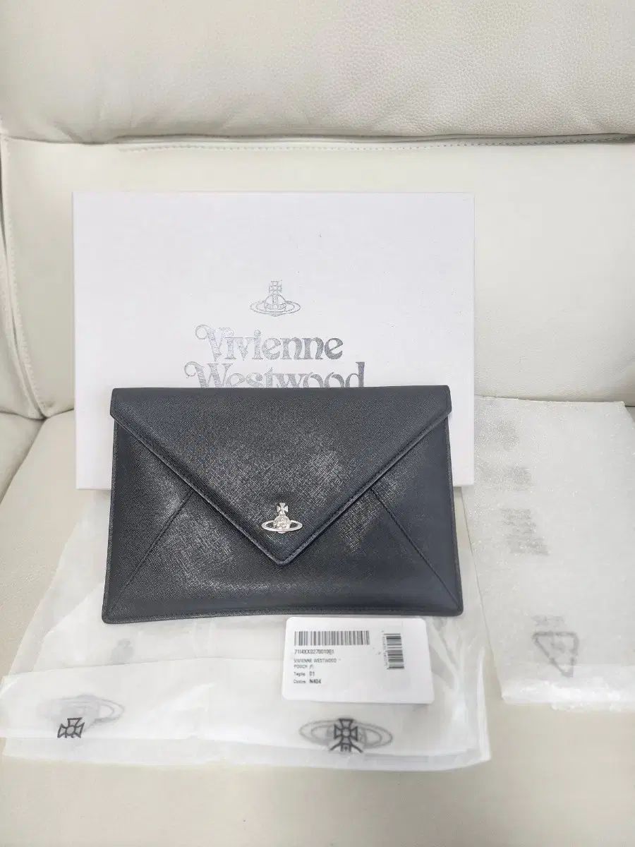 Vivienne Westwood ヴィヴィアン・ウエストウッド クラッチバッグ 正規品