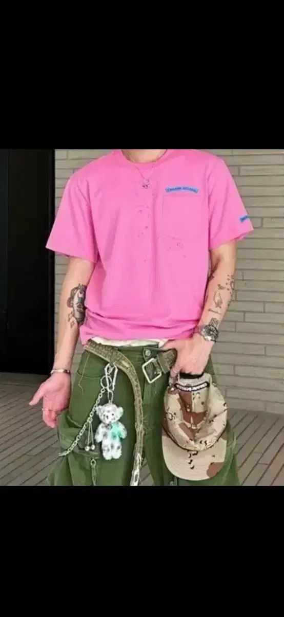 L クロムハーツ 댓그룹 ピンク Tシャツ (正規品)