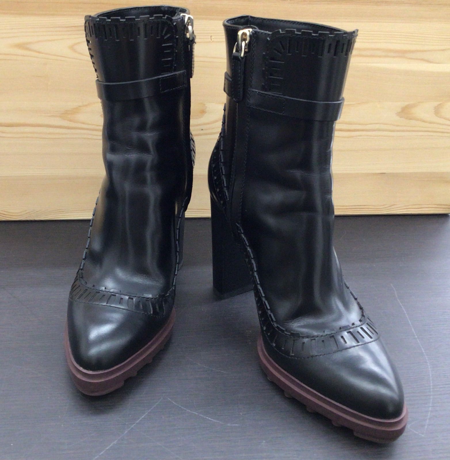 【中古品・現状品】TOD’S ショートブーツ　現状品　サイズ24㎝　Tod's　C-31