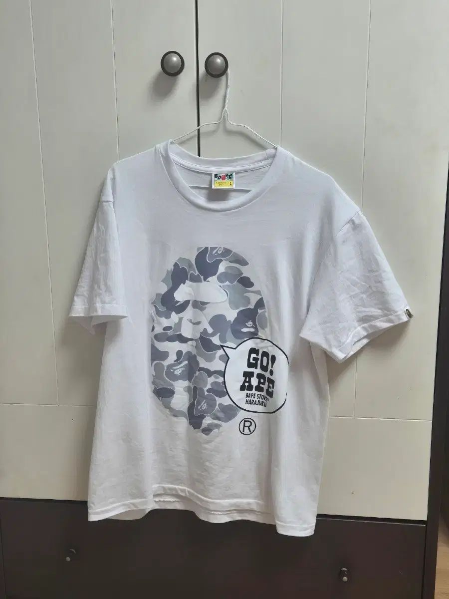 A BATHING APE アベイシングエイプ ゴー エイプ 半袖 Tシャツ 出品 (L)