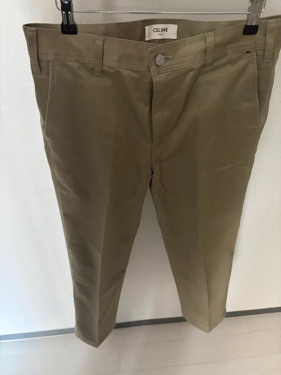 セリーヌ ベージュ チノパンツ 30サイズ