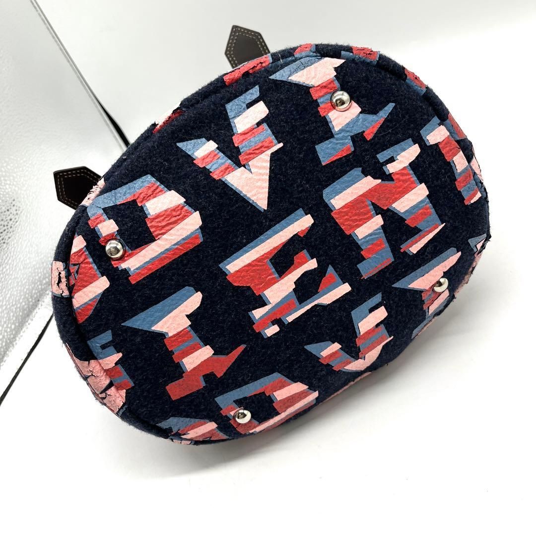 Vivienne Westwood Big Logo Felt Tote - メルカリ