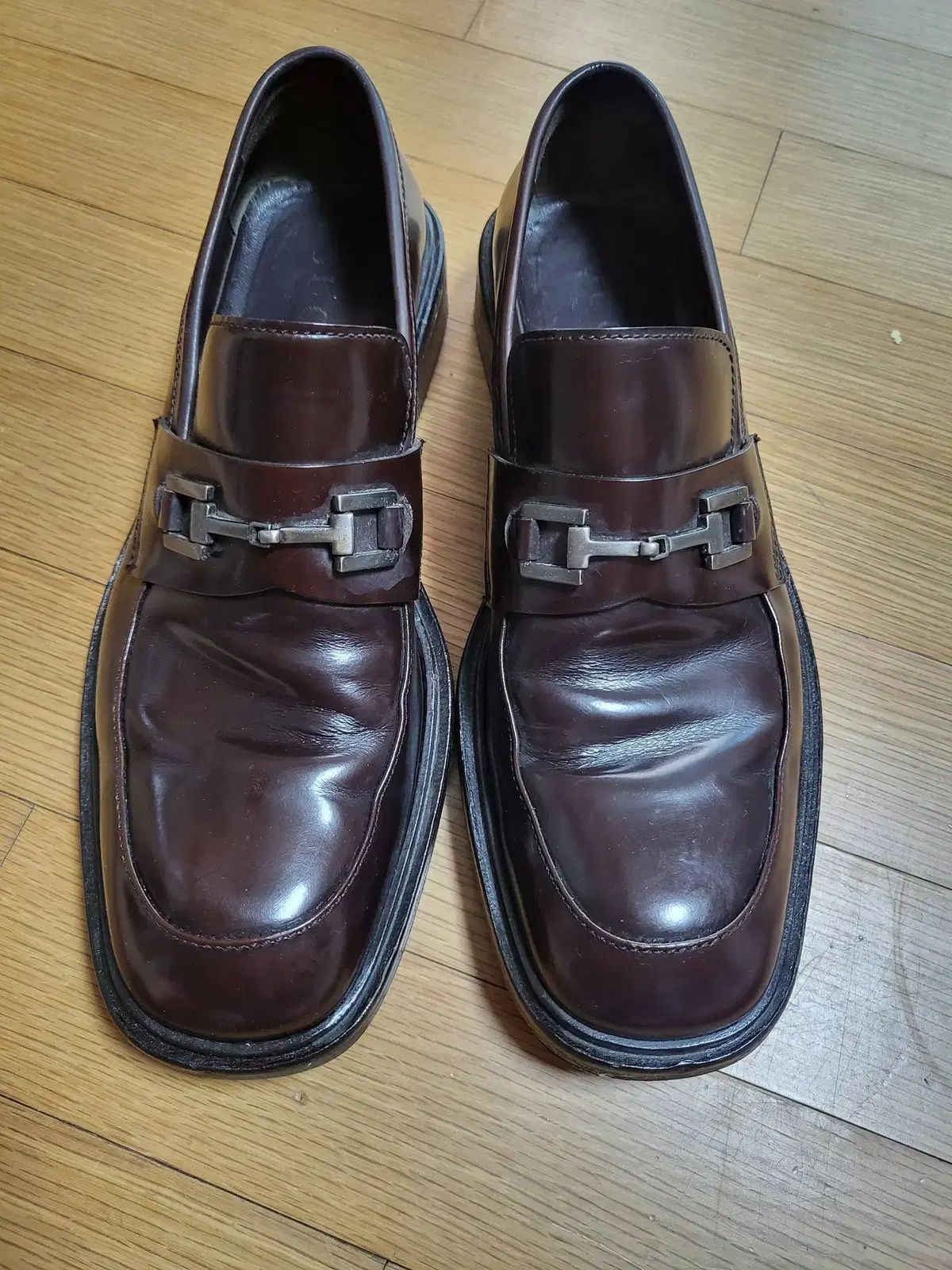 グッチ 正規品 靴 265