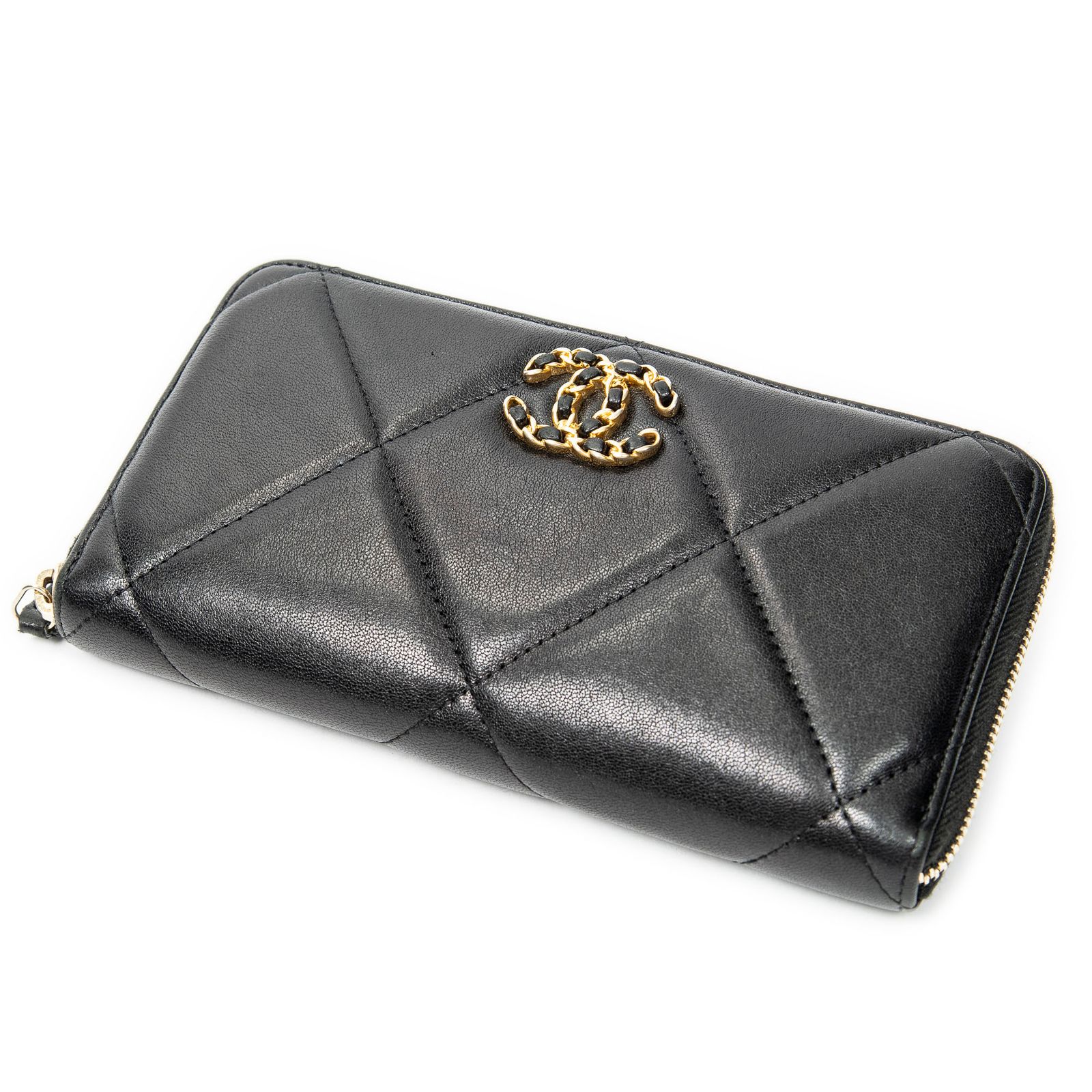 [中古] CHANEL シャネルジップアラウンドウォレット黒マトラッセラムスキンレザーA