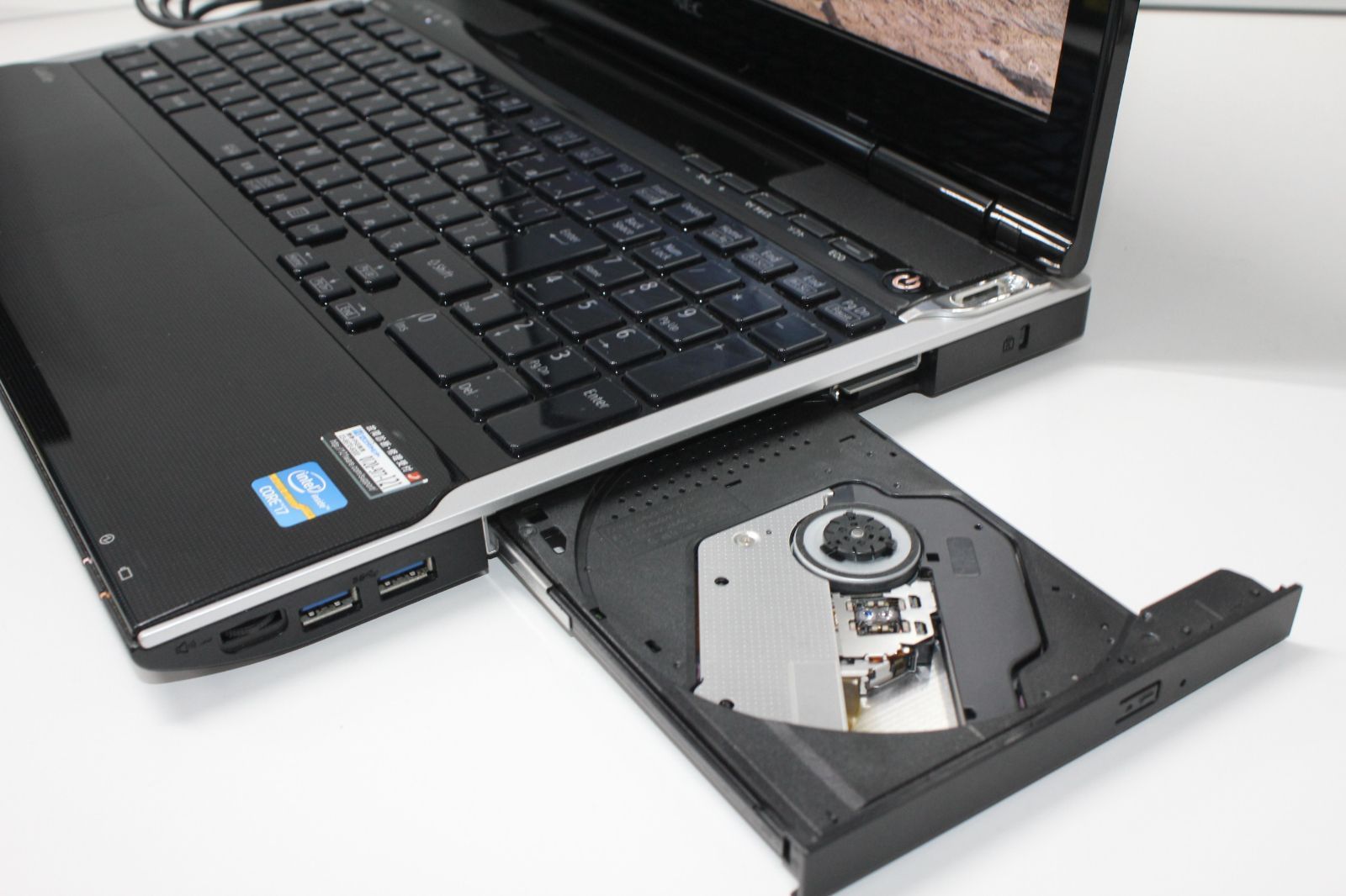 NEC LaVie i7/SSD512GB/8GB メモリ 中古ノートPC - メルカリ