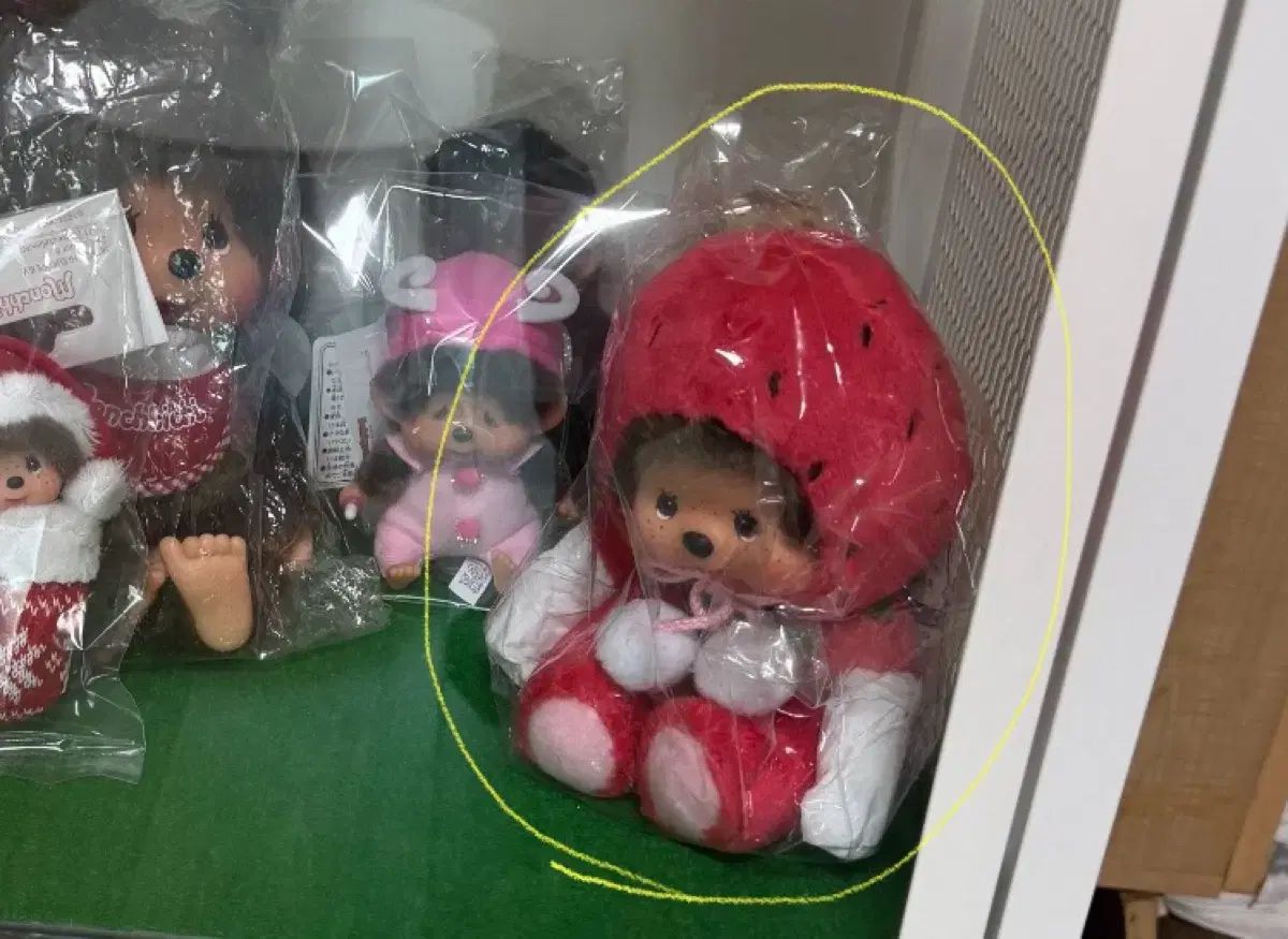 いちご モンチッチ 出品 中 タグ O