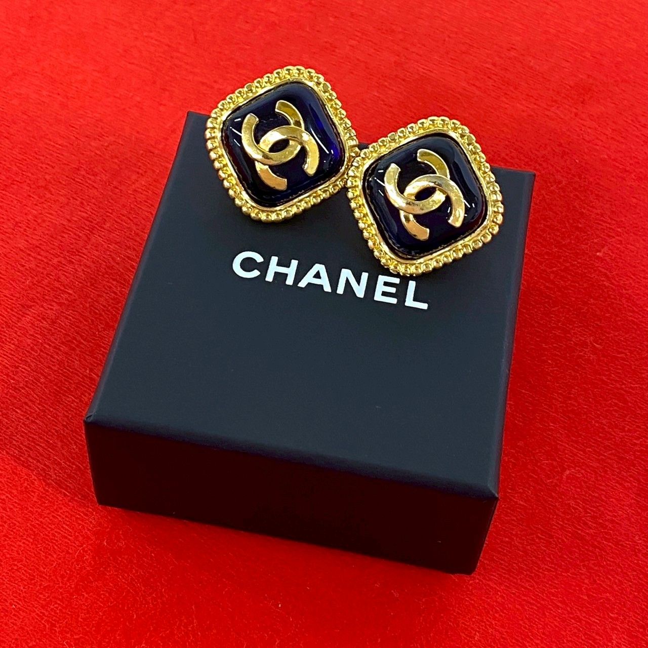 は*つ様 【極美品】CHANEL シャネル ヴィンテージ イヤリング 極 美品 箱付き コメあり 96A CHANEL シャネル ヴィンテージ グリポア