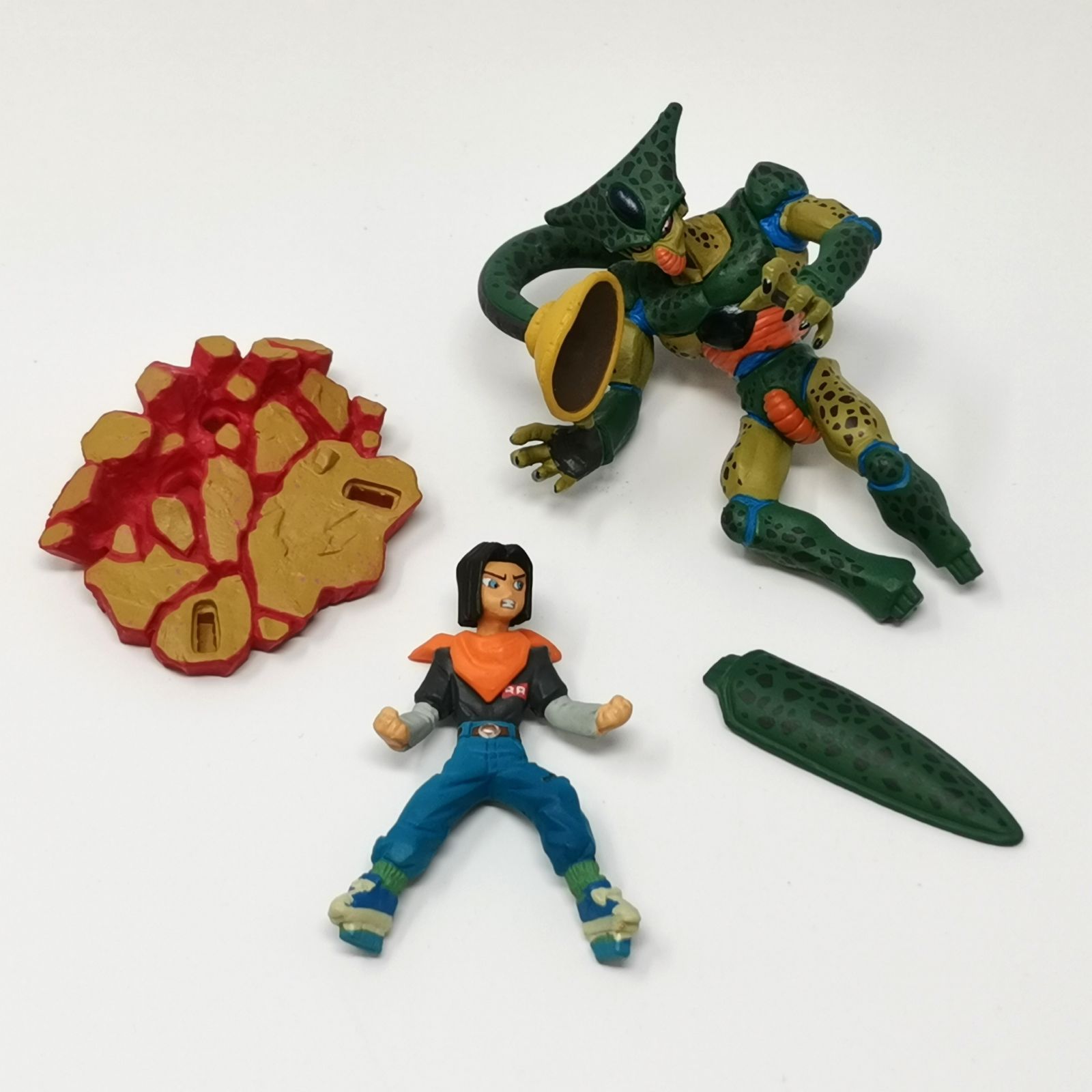 ドラゴンボールカプセル 帰ってきたセル編 17号危うし！ フィギュア