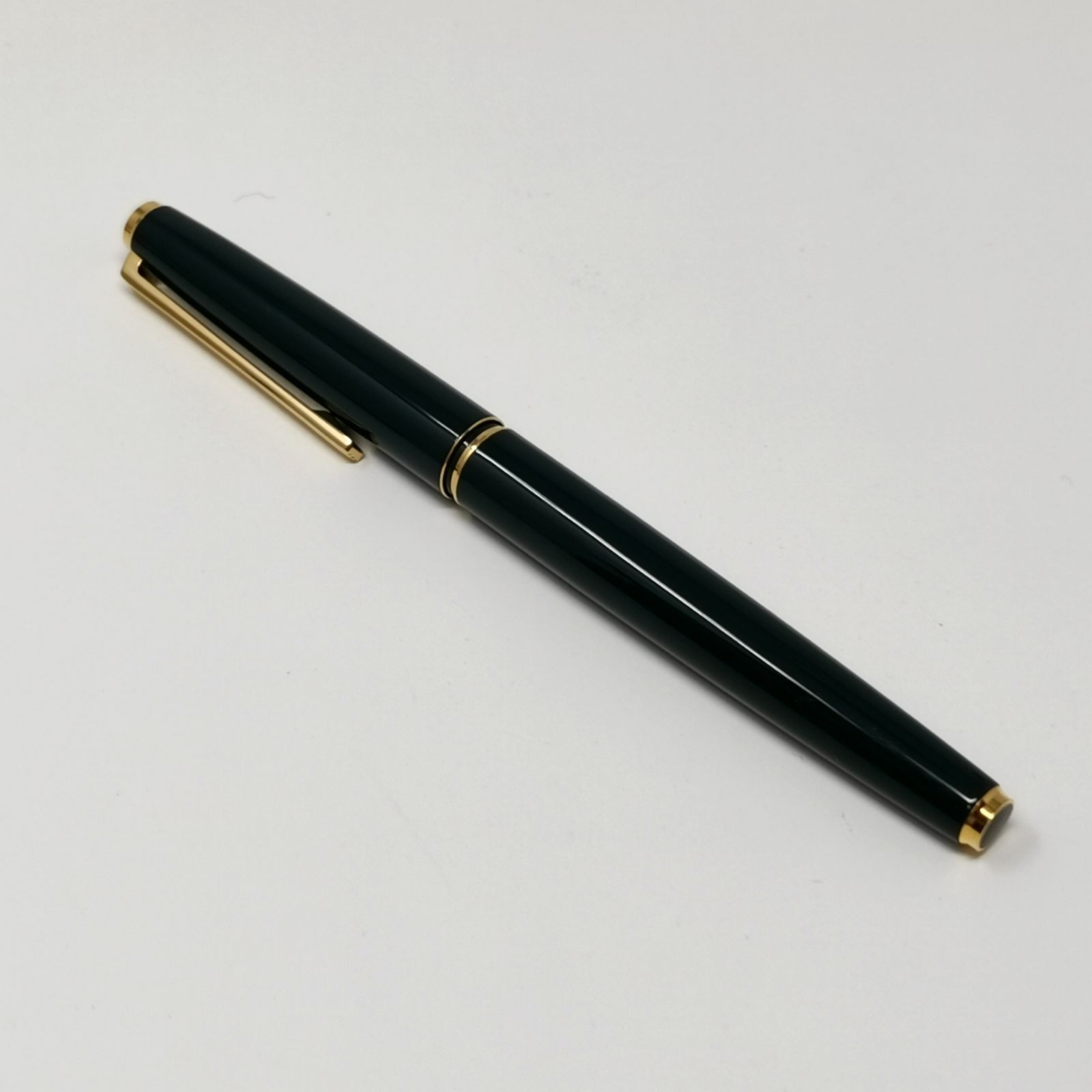 K*m様 万年筆 式パイロット18k750 PILOT パイロット 万年筆 ペン先18K 750 筆記未確認 インク付 中古品