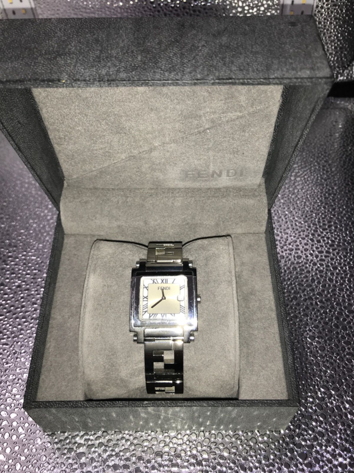 ANG FENDI 「F」ロゴブレスレット シルバー クアドロ 6000G メンズ 