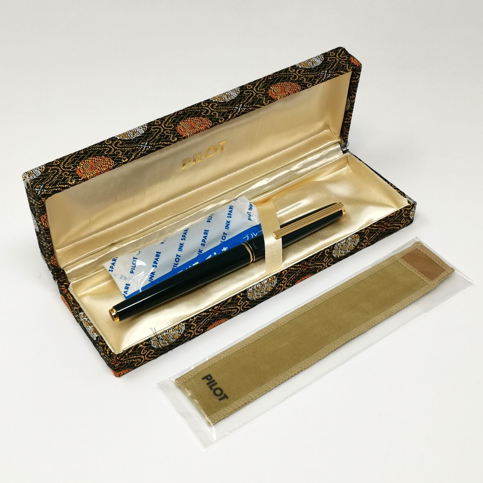 PILOT パイロット 万年筆 ペン先18K 750 筆記未確認 インク付 中古品