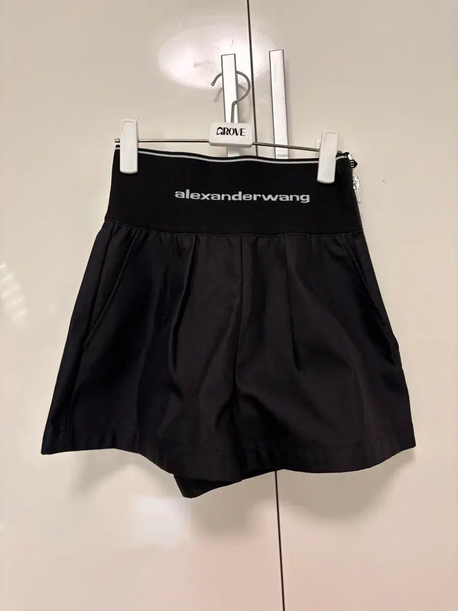 Alexander Wang ロゴ ハーフパンツ