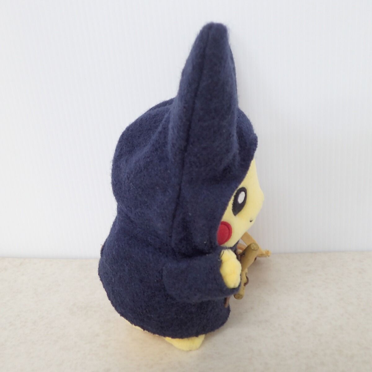 ポケモンセンター ぬいぐるみ マンスリーピカチュウ 2015年 11月 紙
