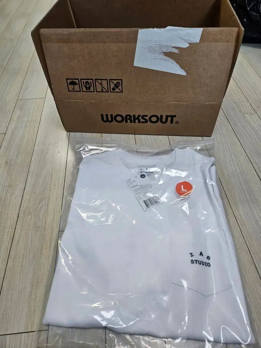 IAB スタジオ 半袖 ポケット Tシャツ 白 L