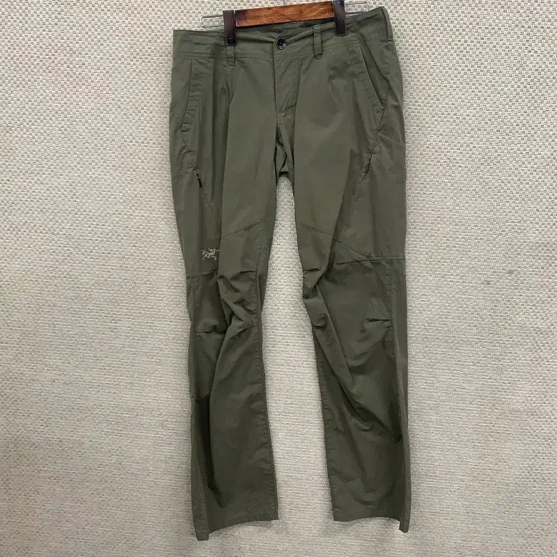 ARC'TERYX アークテリクス 正規品 アウトドア 夏 ズボン 6 D06899