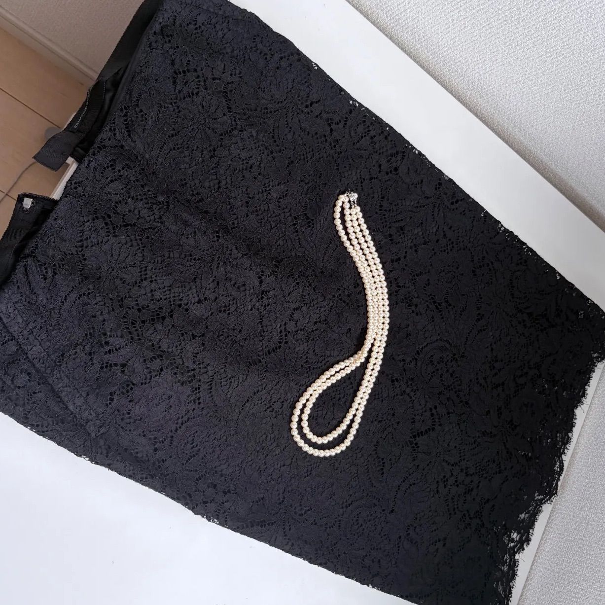 ERMANNO SCERVINO 100%silk裏地 フラワー 総レース スカート 42(L相当
