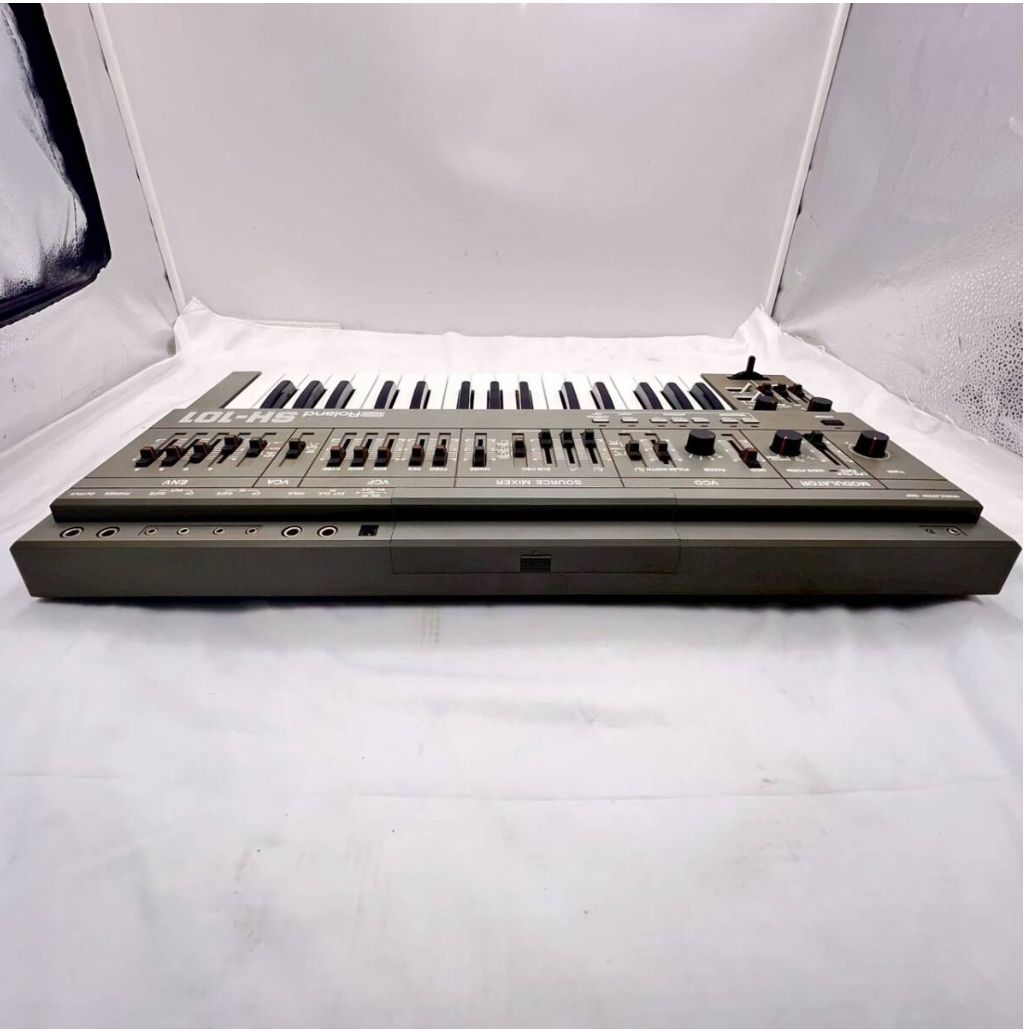 送料無料】希少名機 Roland SH-101 アナログシンセサイザー 32鍵