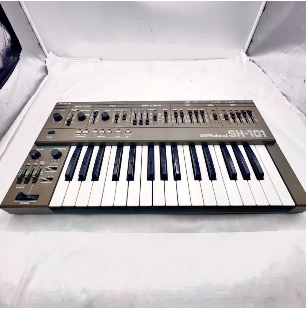 送料無料】希少名機 Roland SH-101 アナログシンセサイザー 32鍵