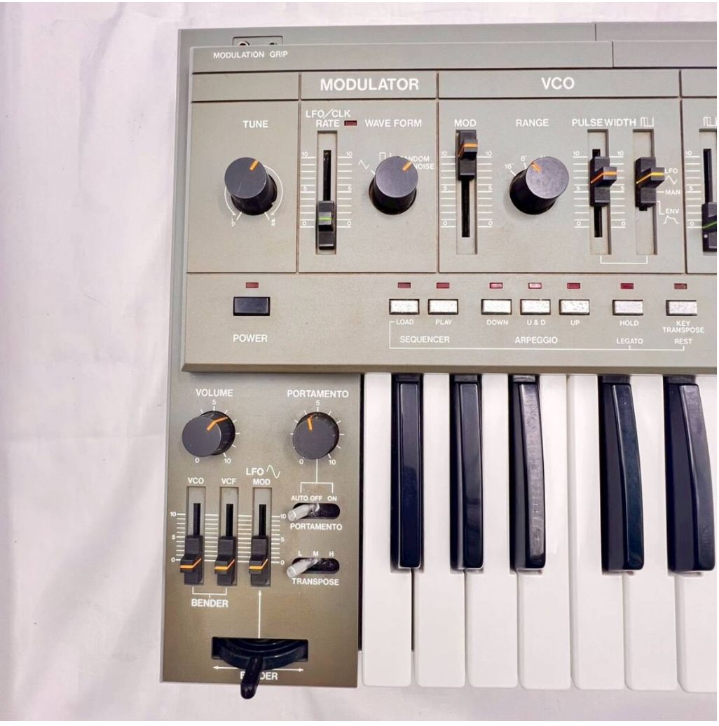 送料無料】希少名機 Roland SH-101 アナログシンセサイザー 32鍵