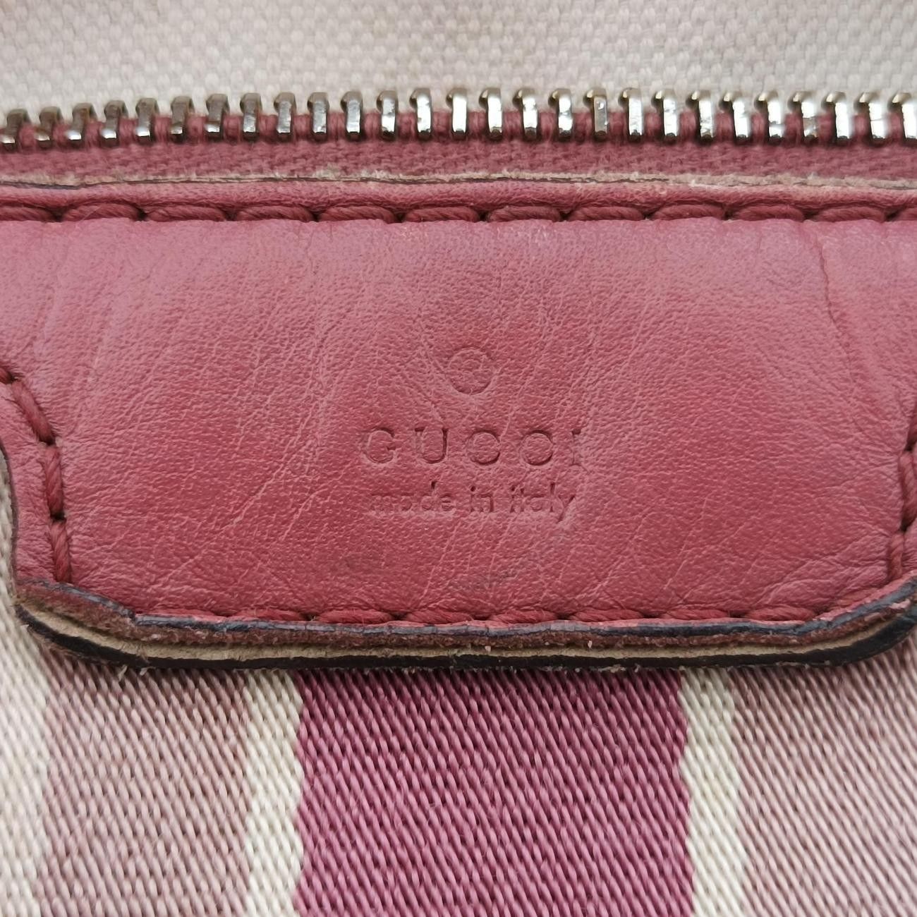 グッチGucciシェリーライン ピンク レザー 247205 A013423104