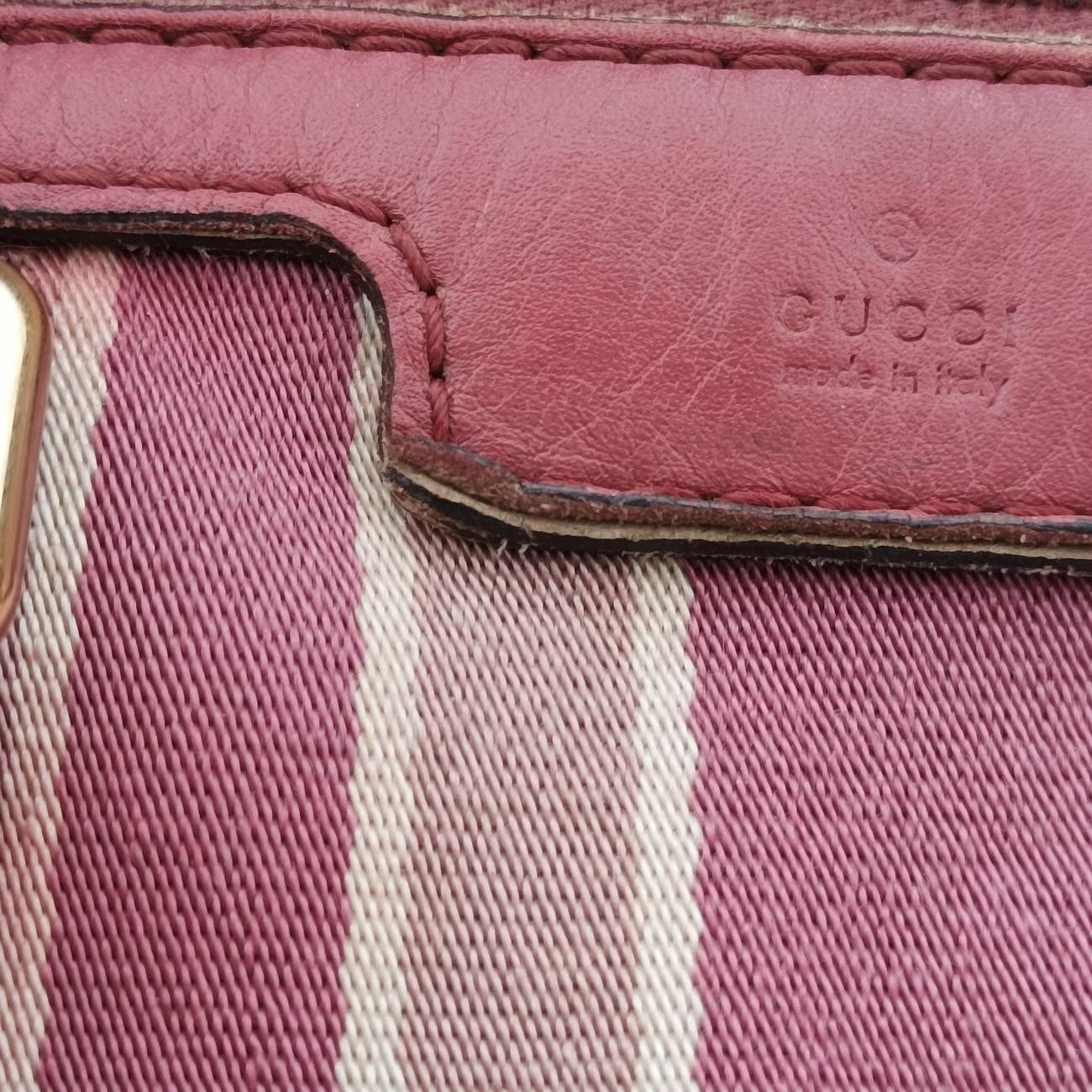 グッチGucciシェリーライン ピンク レザー 247205 A013423104