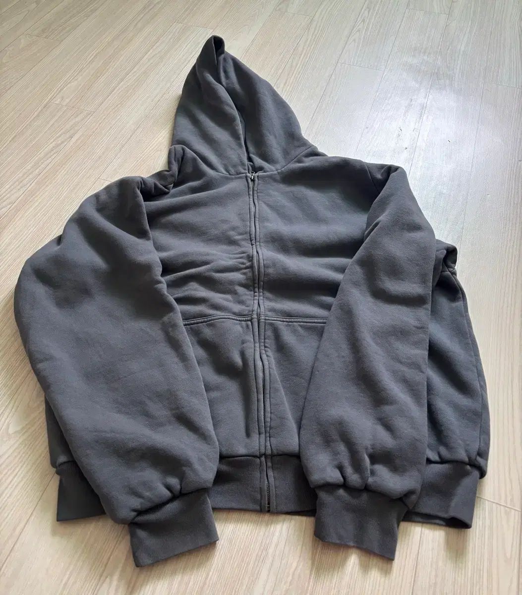 イージー フード ジップアップ DARK GREY