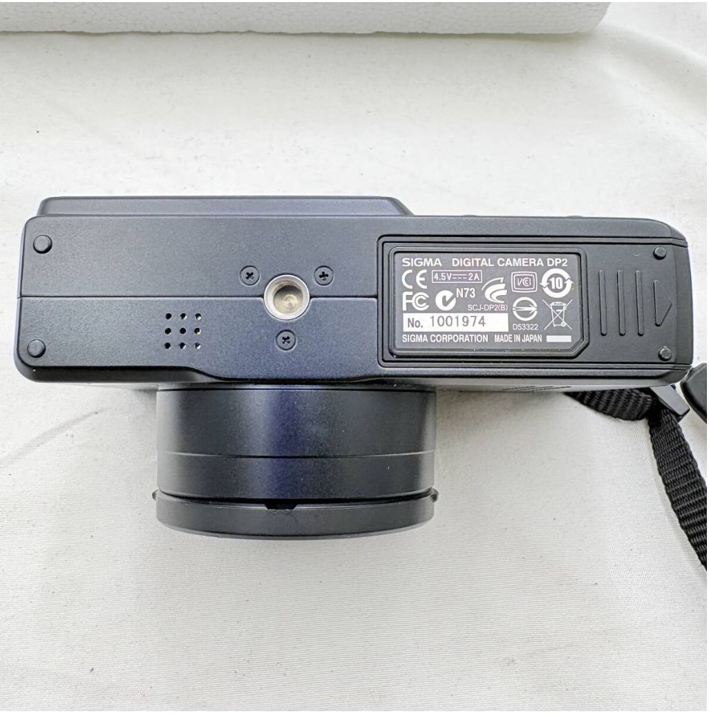送料無料】SIGMA DP2 FOVEON X3搭載 高級コンパクトデジタルカメラ 