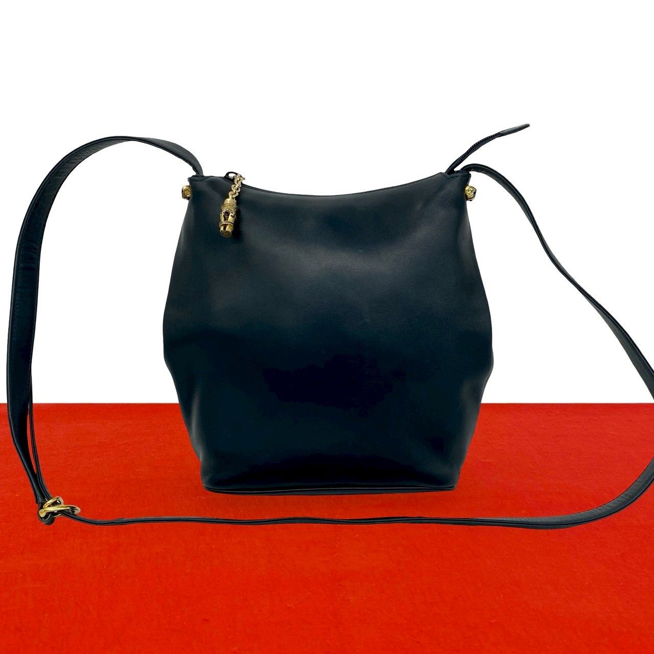 極 美品 GUCCI グッチ オールドグッチ GG ロゴ バンブー 金具 レザー