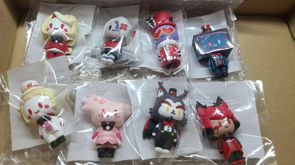 ハズビン ホテル ラウンドワン ゴー ラバー ミニ フィギュア 8個